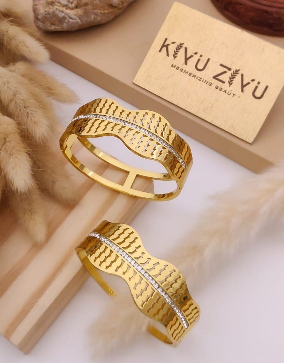 Regular-Size High-Quality Bracelet – 18K Gold Plated, Anti-Tarnish