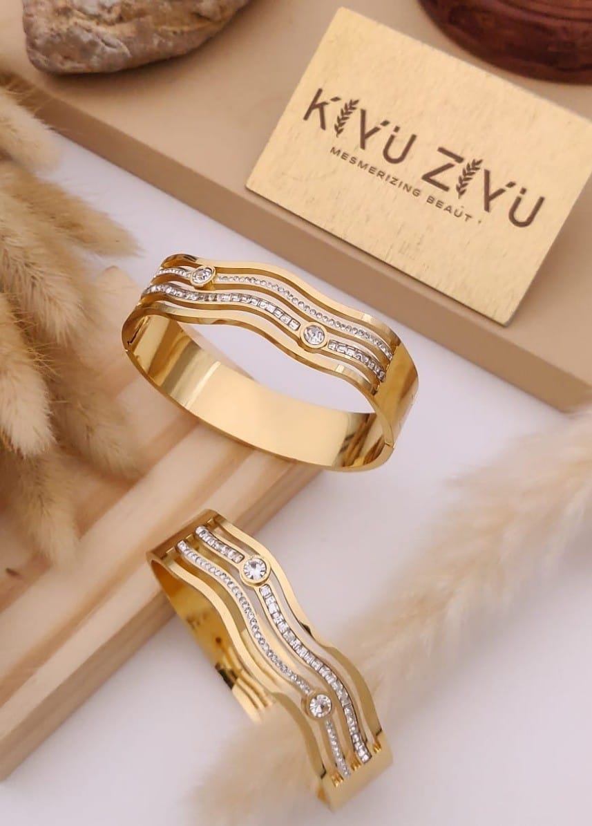 Regular-Size High-Quality Bracelet – 18K Gold Plated, Anti-Tarnish