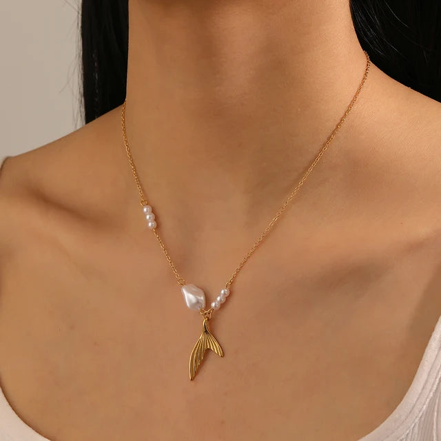 Shell Charm Necklace – High Quality, Anti-Tarnish, 18K Gold Plated