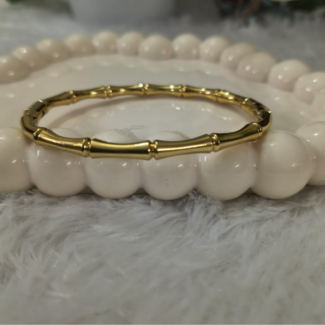 Bamboo-Style Regular-Size High-Quality Bracelet – 18K Gold Plated, Anti-Tarnish