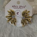Flower Pattern Earrings – 18K Gold Plated