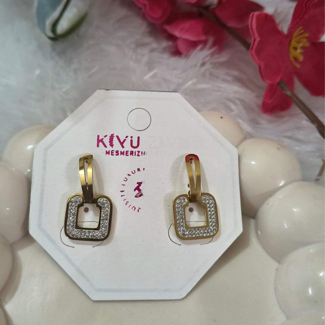 Square Drop Earrings – 18K Gold Plated