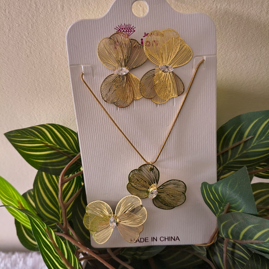 Butterfly Shape Jewelry Set – Earrings, Ring &amp; Necklace High Quality • Anti-Tarnish • 18K Gold Plated