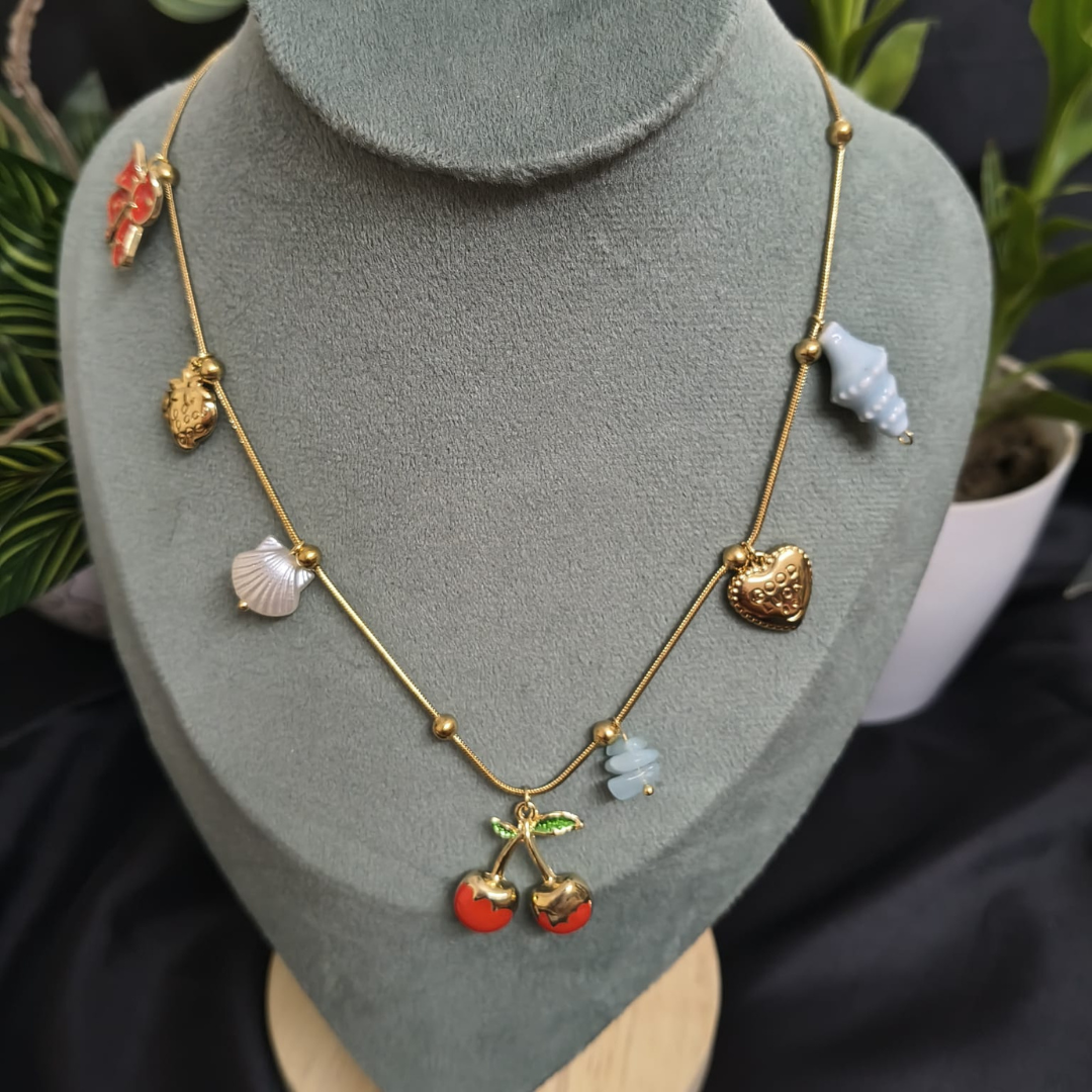 Charm Necklace – High Quality, Anti-Tarnish, 18K Gold Plated